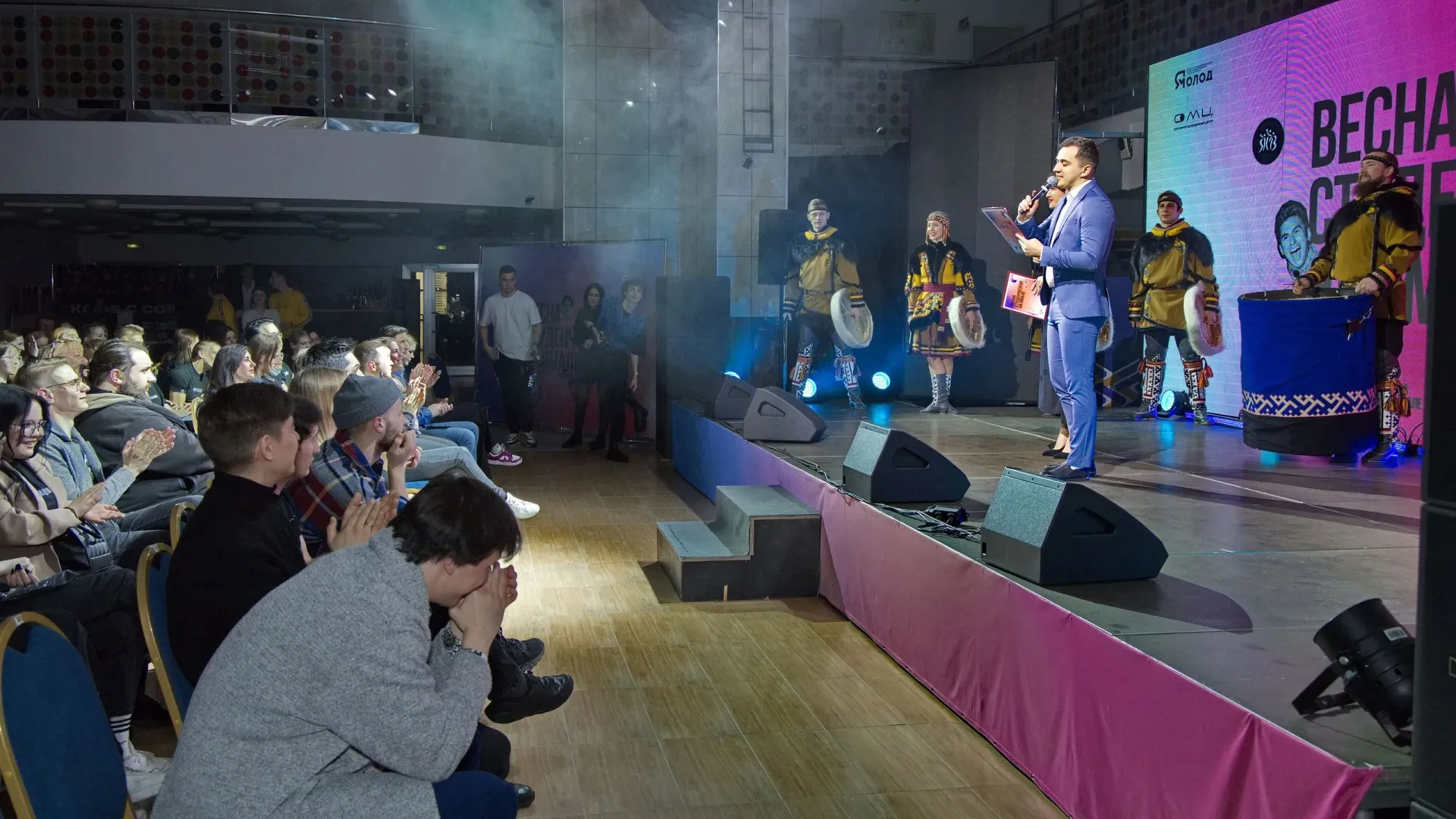 Победителей наградили на закрытии фестиваля в Ноябрьске. Фото: Василий Петров / «Ямал-Медиа»