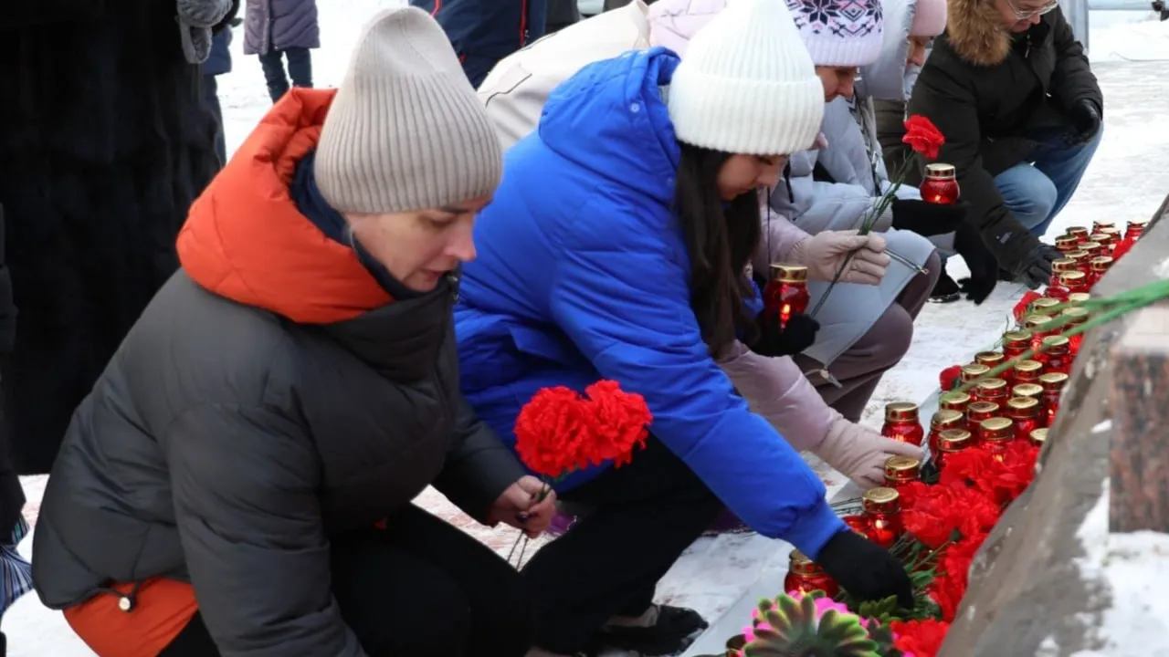 Шурышкарцы почтили память павших за Родину. Фото:  t.me/OlegNikolaevichPopov
