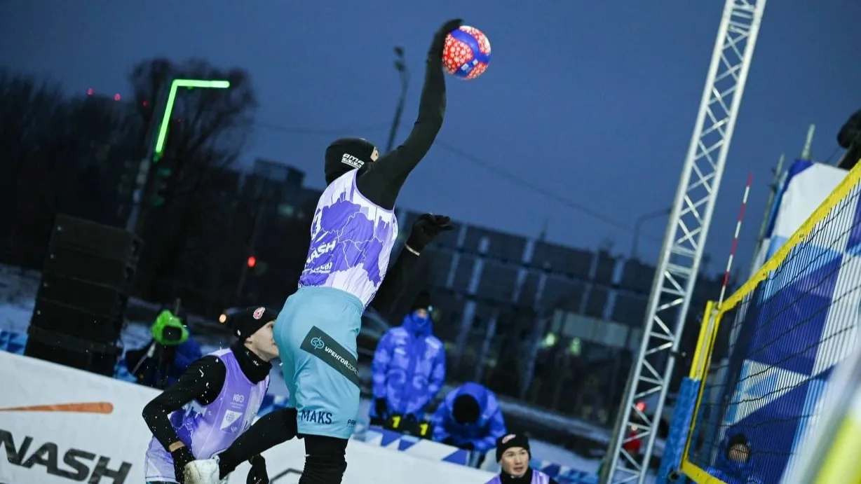 Ямальцы заняли третье место в турнире по снежному волейболу. Фото предоставлено Всероссийской федерацией волейбола