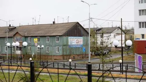 Ветхие дома в Лабытнанги уйдут в прошлое. Фото: Федор Воронов / «Ямал-Медиа».