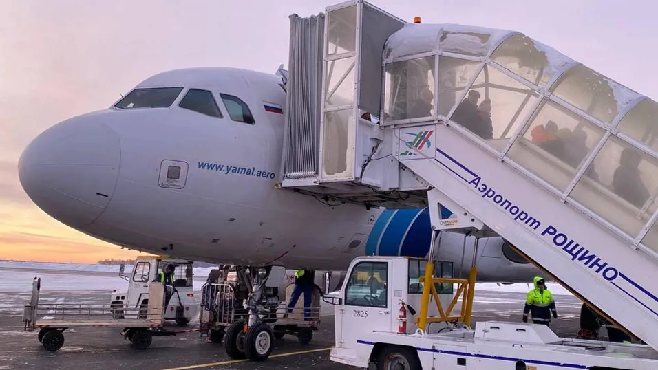 Пассажиры ожидают вылета из Тюмени больше часа. Фото: «Ямал-Медиа»