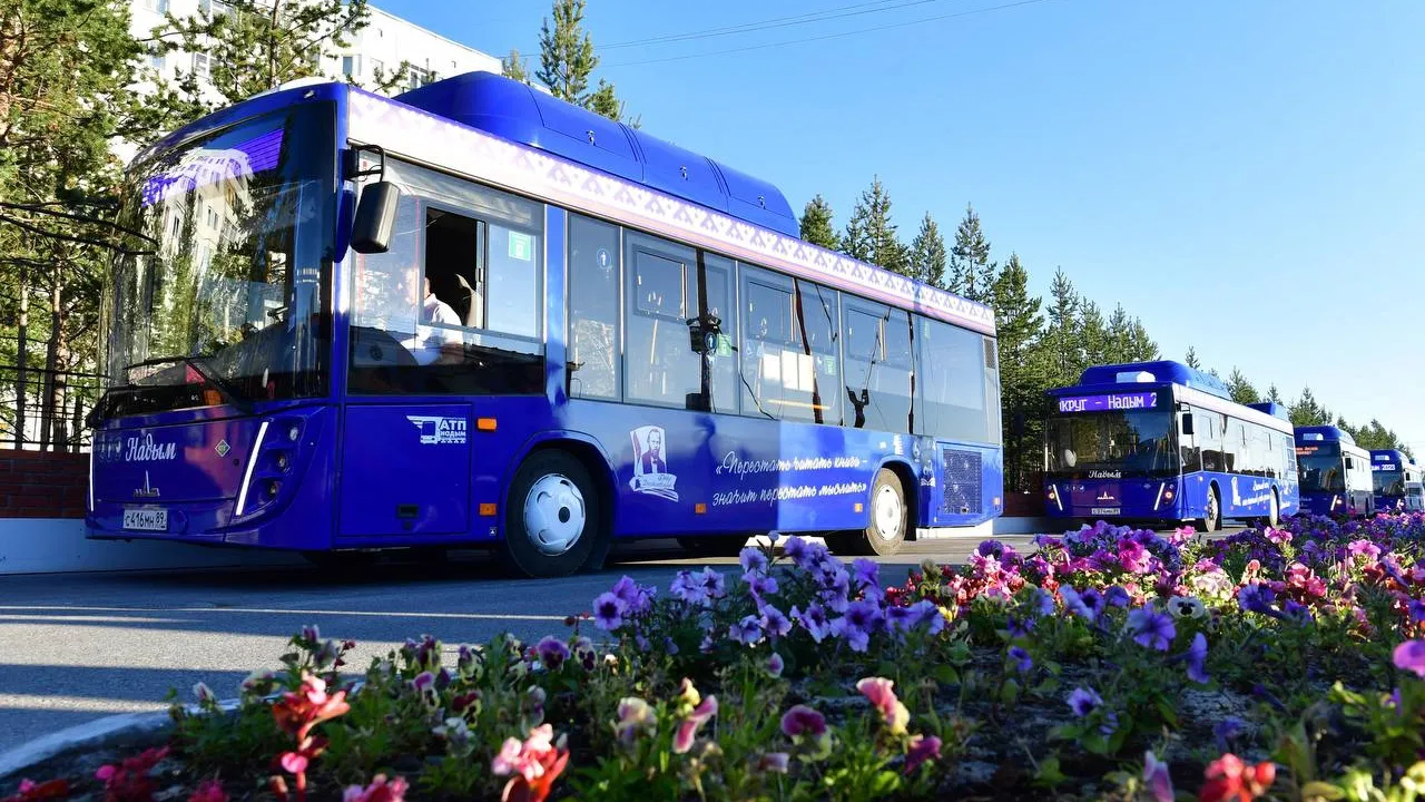 На улицы Надыма вскоре выйдет новая партия экологичных автобусов |  Север-Пресс