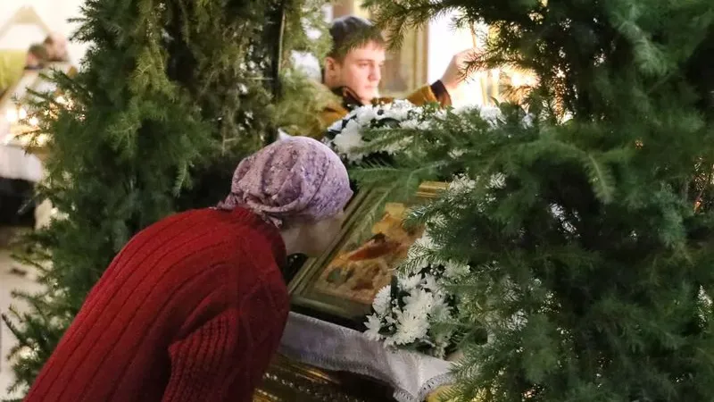 В полночь в храмах Ямала начнется рождественское богослужение. Фото: Василий Петров / «Ямал-Медиа»