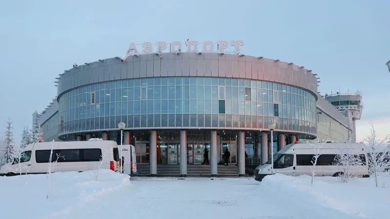 Теперь до аэропорта Салехарда можно добраться по привычной дороге. Фото: Андрей Ткачев /«Ямал-Медиа»