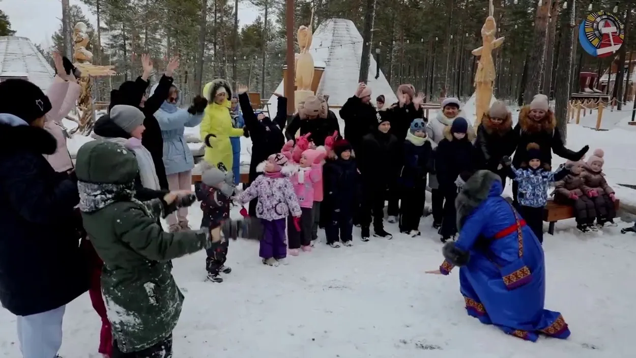 В Ноябрьске дети посетили «Нум». Фото: кадр видео t.me/noyabrskadmin