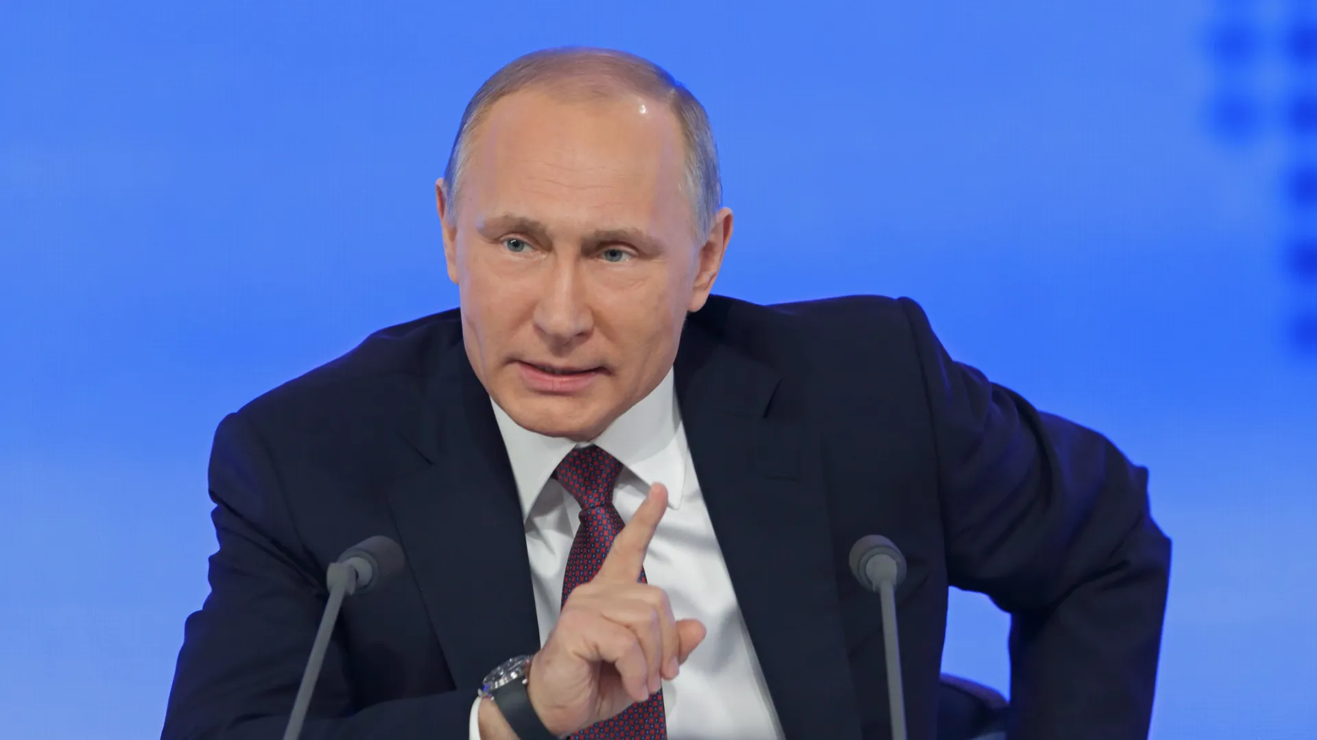 Владимир Путин проведет прямую линию в новом формате Фото: ID1974/Shutterstock/Fotodom