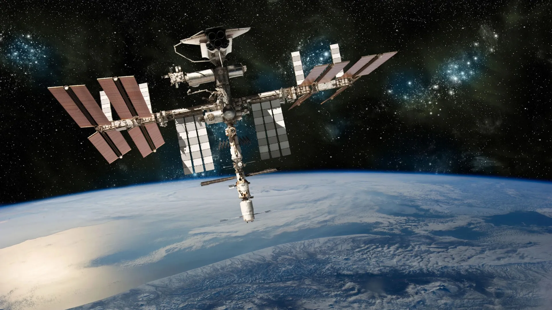 С Российской орбитальной станции будет видно всю Землю. Фото: Marc Ward / Shutterstock / Fotodom