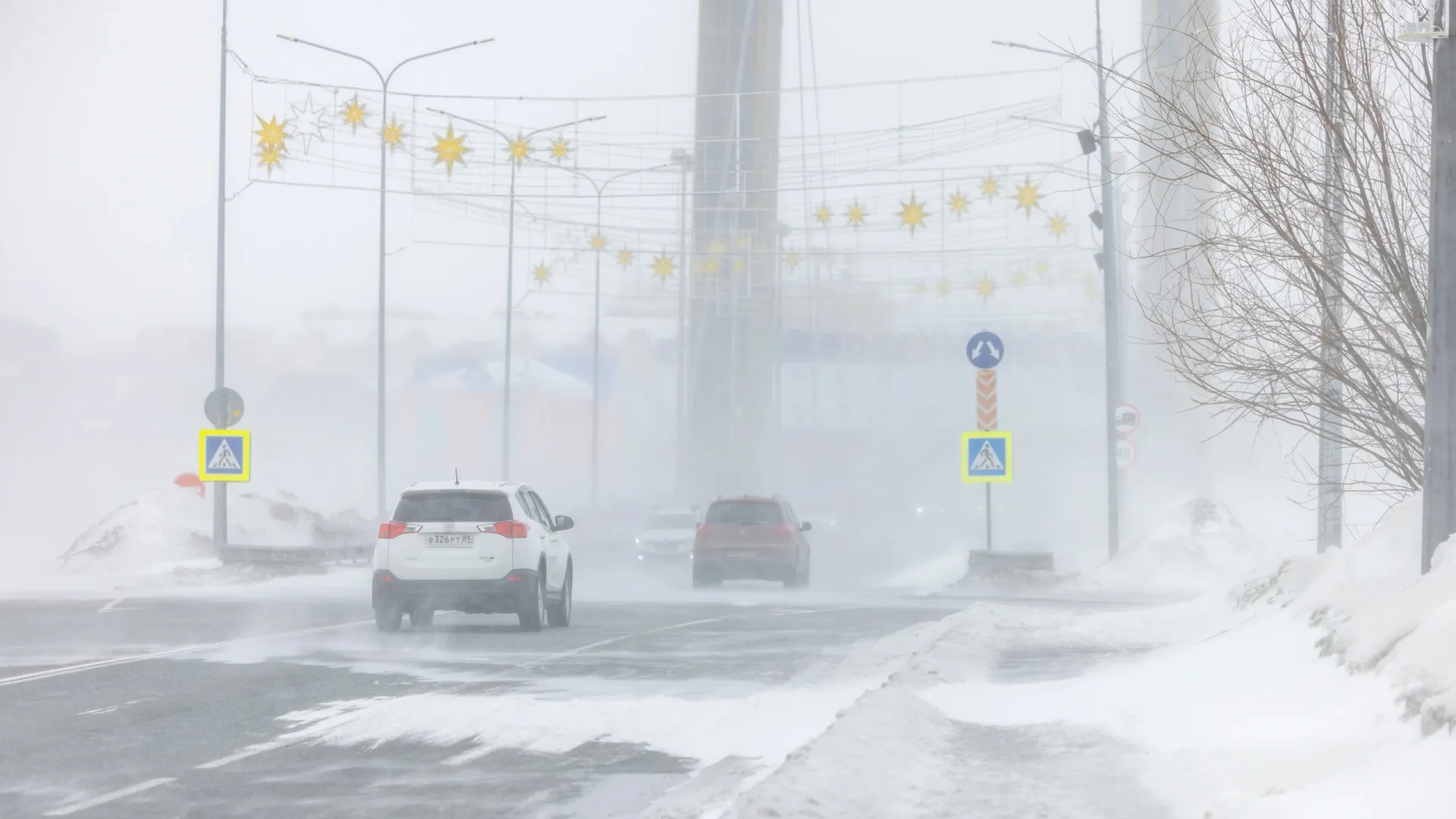 Ямальский дептранс объявил о снятии ограничений на дорогах. Фото: Сергей Зубков / «Ямал-Медиа»