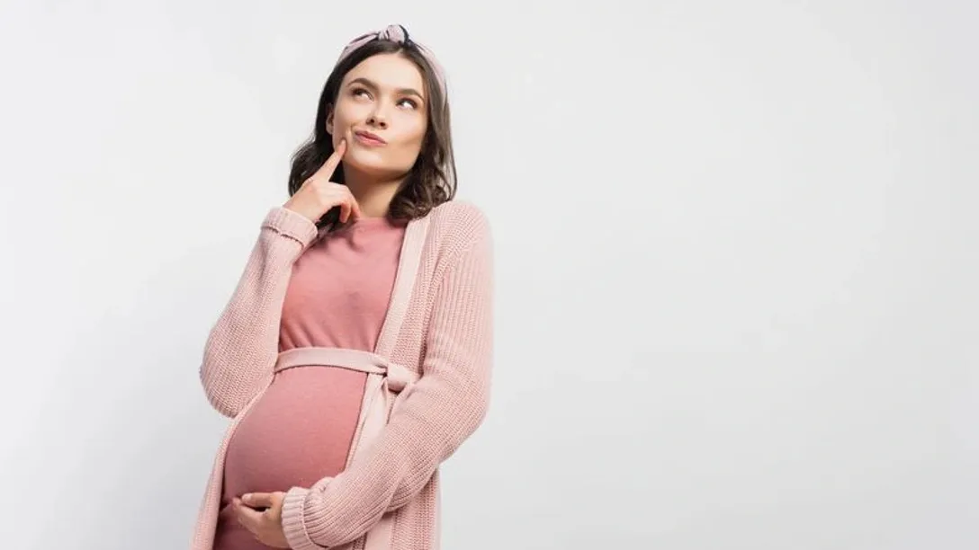Медики Тарко-Сале помогут женщинам подготовиться к родам. Фото: LightField Studios / Shutterstock / Fotodom
