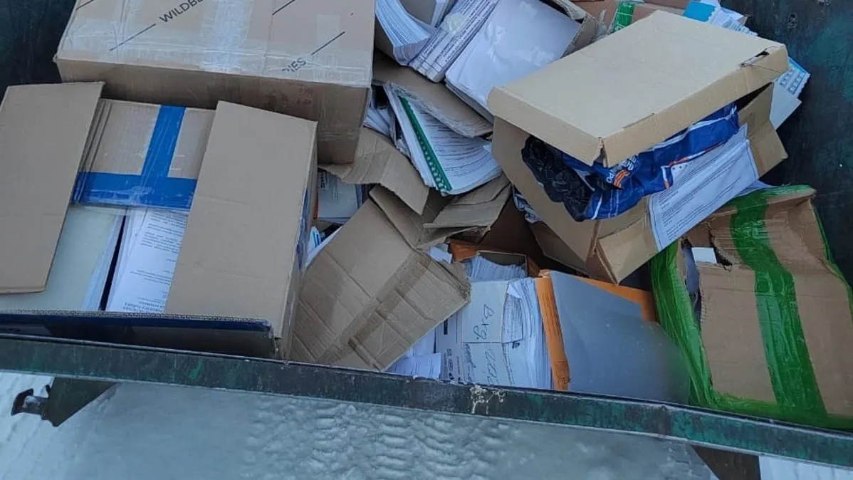 Больше тонны ненужных бумаг отправят из Тарко-Сале на переработку. Фото: vk.com/regoper_tko_yanao