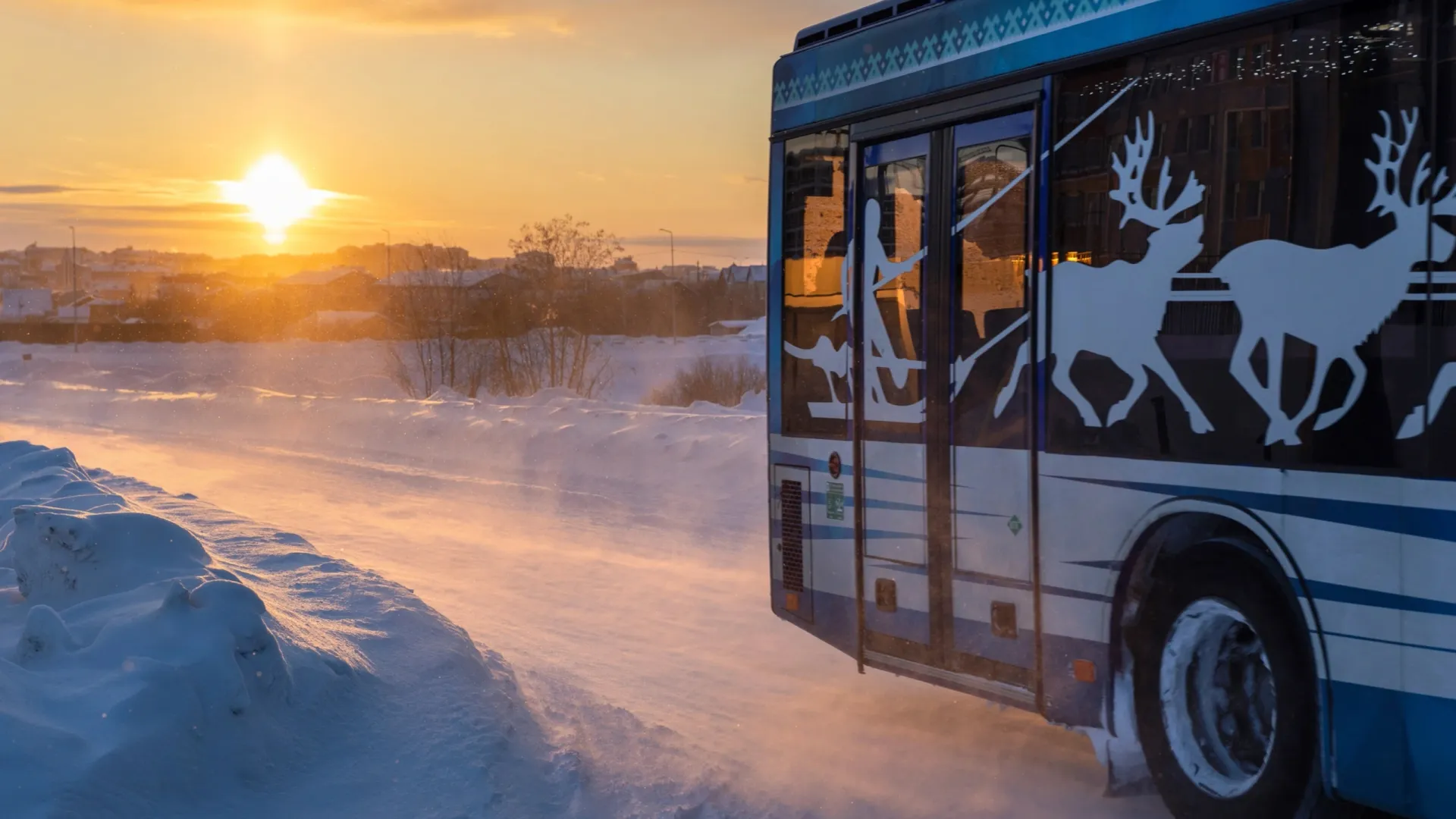 Новое расписание движения автобуса в Пуровском районе вводится с 26 февраля. Фото: Федор Воронов / «Ямал-Медиа»