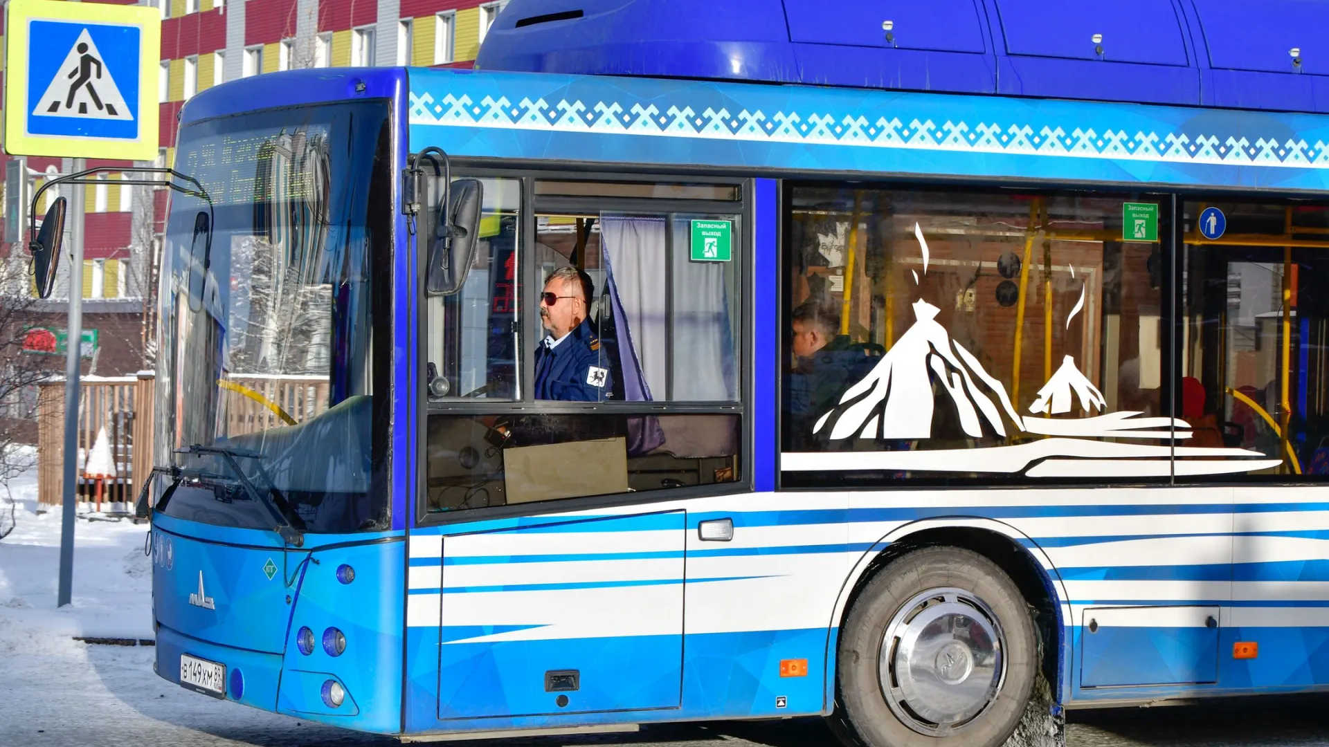 Автобусам в ЯНАО временно поменяют схему движения. Фото: Андрей Ткачев / «Ямал-Медиа»