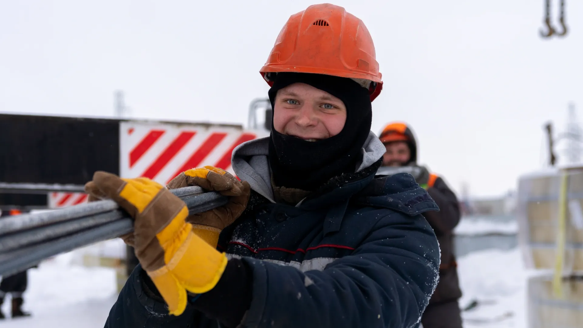 На Ямале оценили труд строителей. Фото: Юлия Чудинова / «Ямал-Медиа»