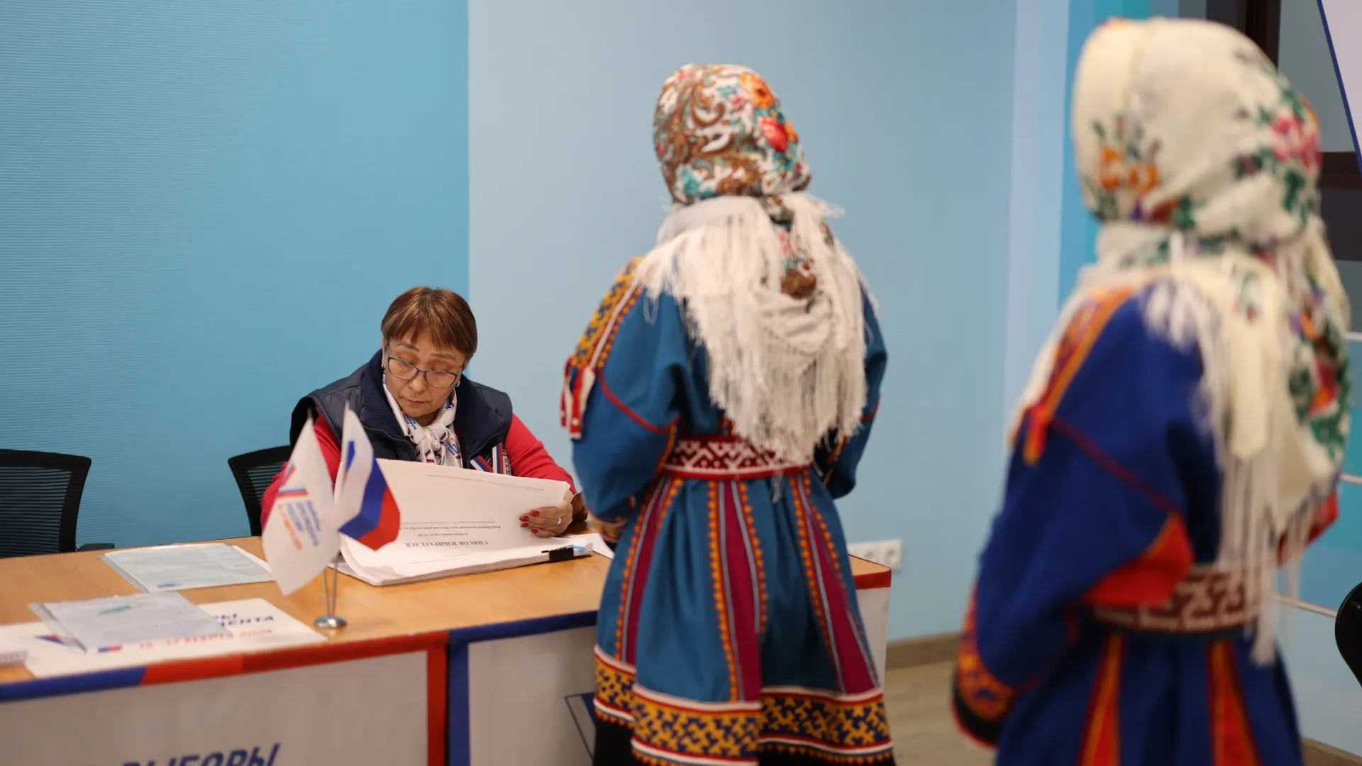 Большинство оленеводов проголосовали досрочно. Фото: Сергей Зубков / «Ямал-Медиа»