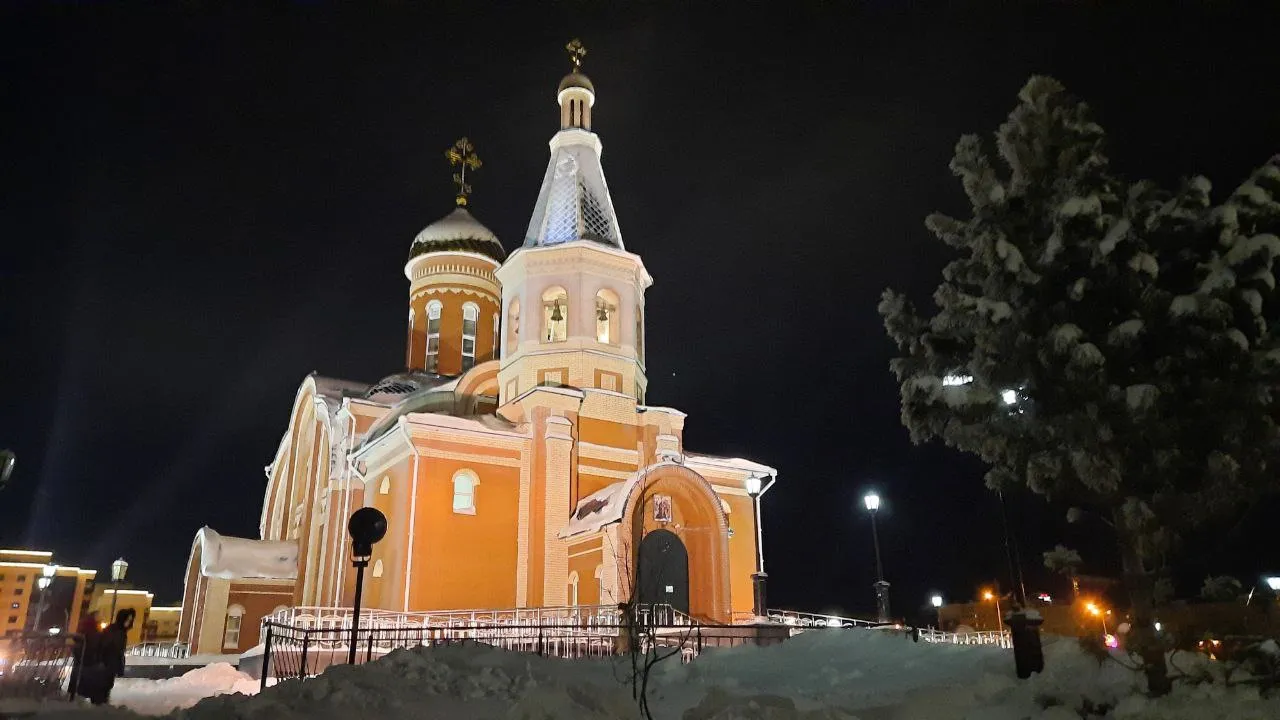 Праздничные службы прошли во всех храмах Ямала. Фото: «Ямал-Медиа»