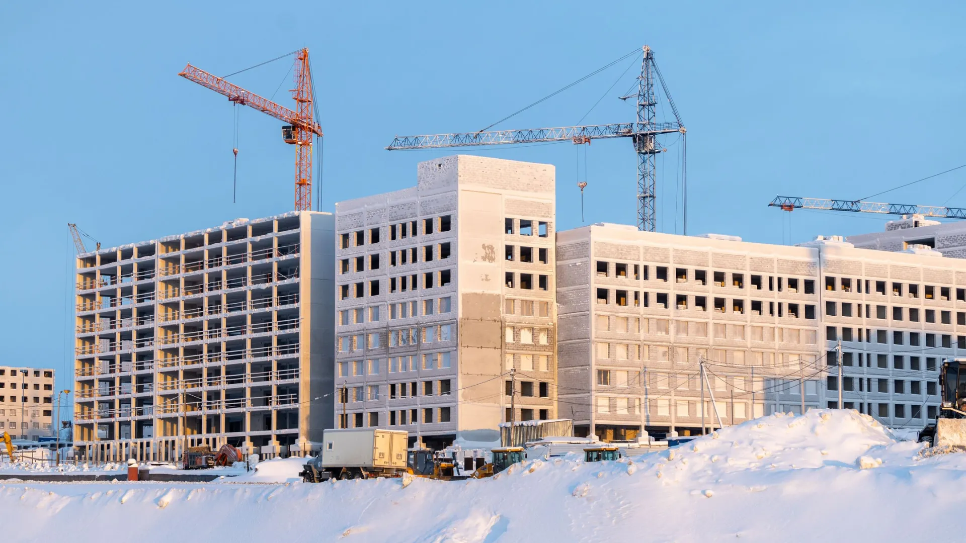 До конца 2028 года в Лабытнанги построят 220 тысяч квадратных метров жилья. Фото: Федор Воронов / «Ямал-Медиа»