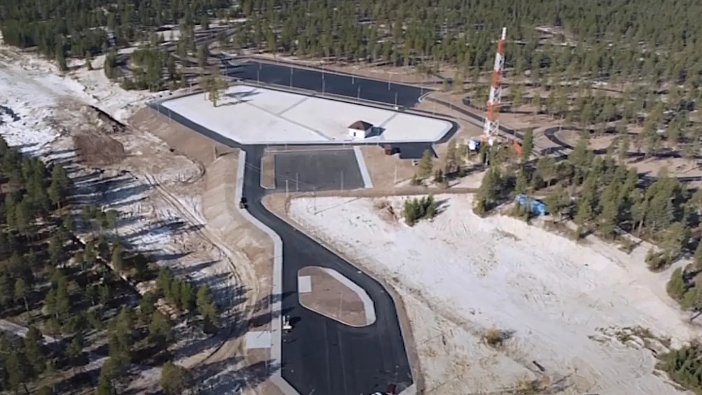 Строительство лыжероллерной трассы в Муравленко перешло к финальному этапу. Кадр из видео со страницы vk.com/moldovan_ev