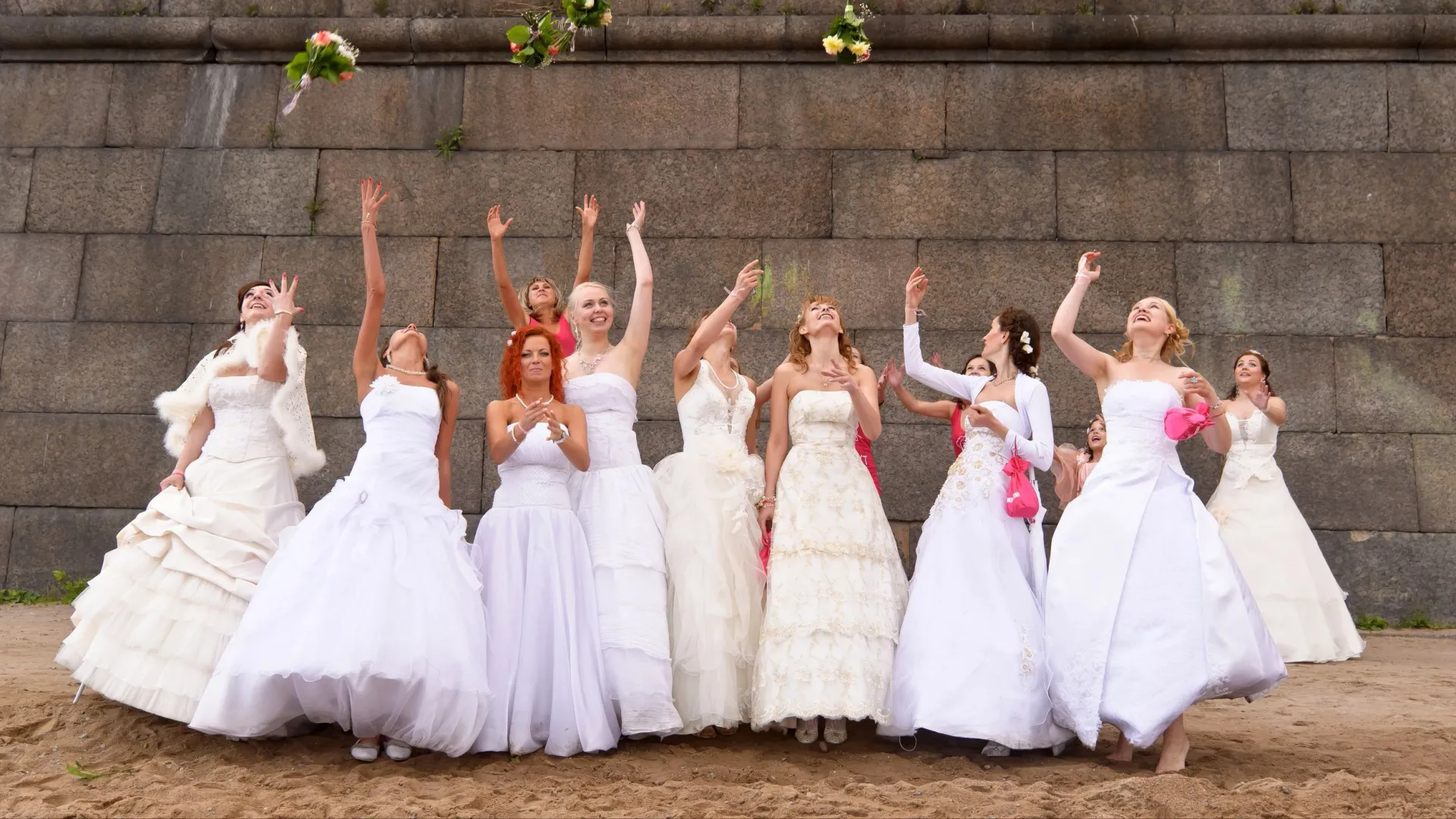 Белый — цвет невесты. Фото: Anna Krivitskaya / Shutterstock / Fotodom