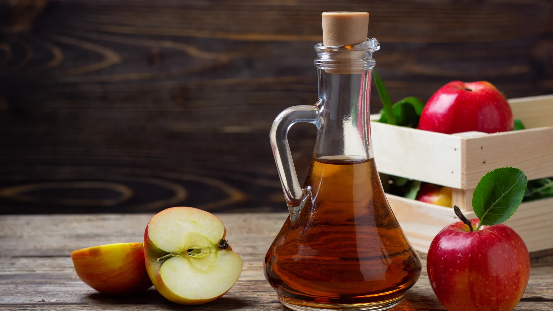 Как пить уксус при диабете. Яблочный уксус. Фруктовый уксус. Apple Cider Vinegar. Яблочный уксус фото.