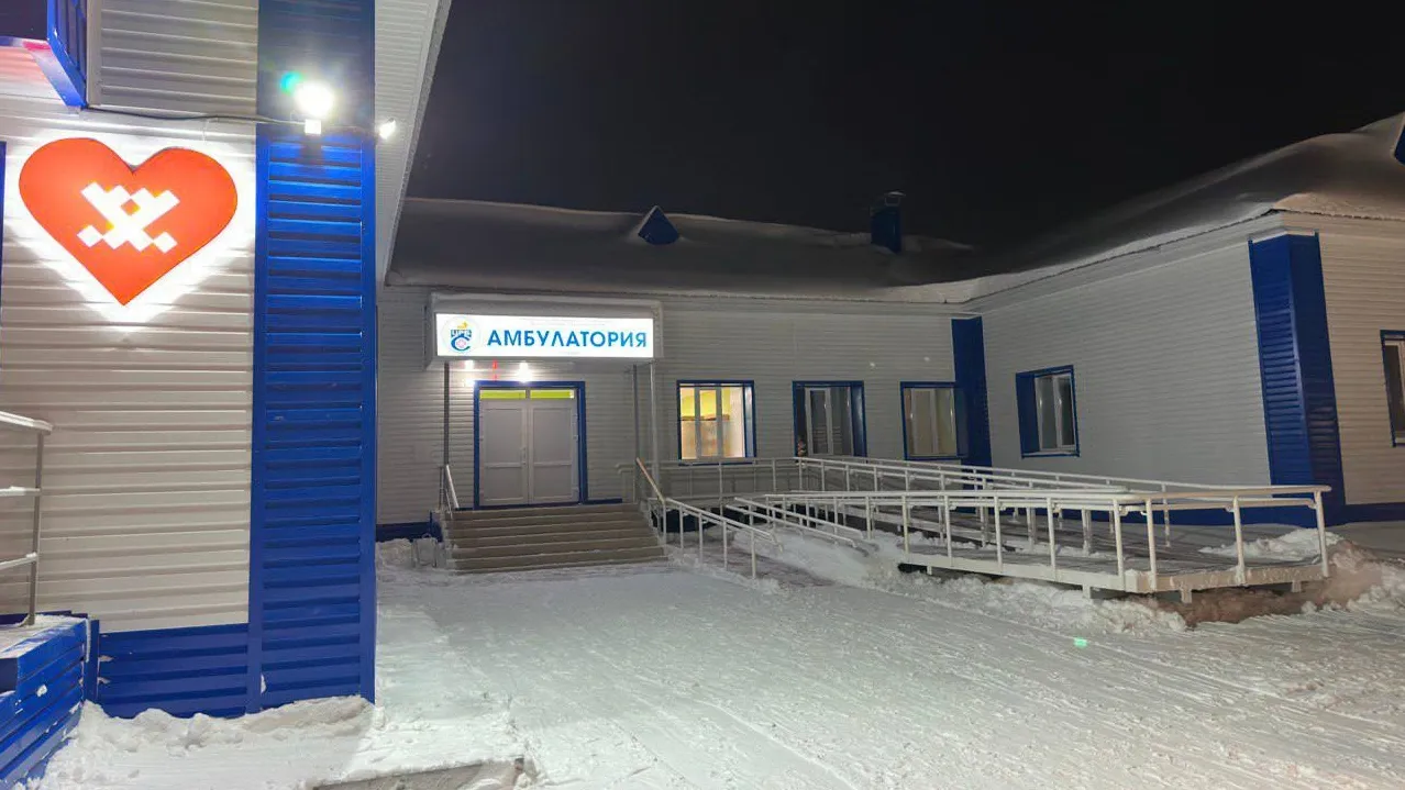 Новая амбулатория в поселке Пуровск. Фото: t.me/stroim_yamal
