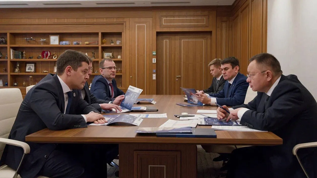 Дмитрий Артюхов отчитался о ходе реализации программы по переселению. Фото предоставлено пресс-службой губернатора ЯНАО