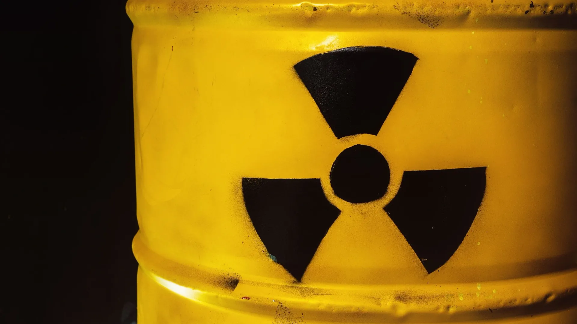 Желтый может сигнализировать об опасности. Фото: sonicbox/Shutterstock/Fotodom