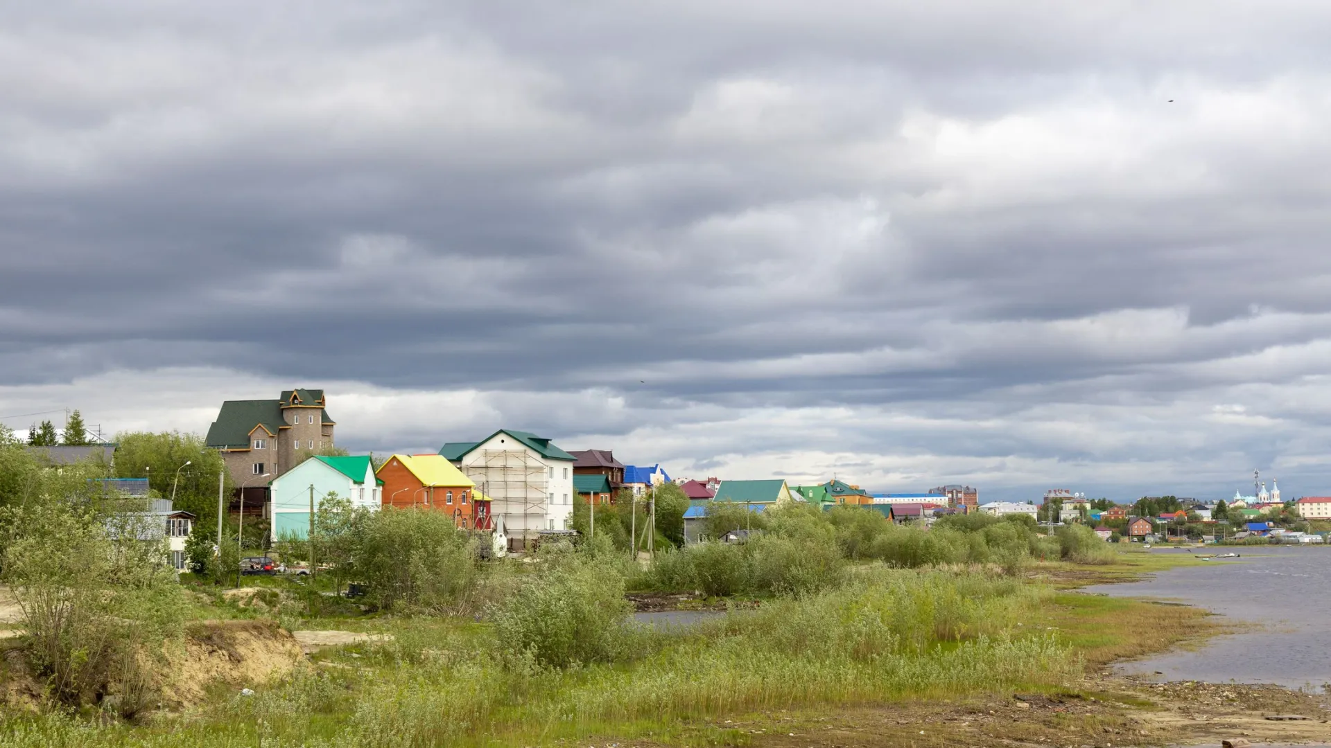 Средняя стоимость частного дома на Ямале составляет 9 млн рублей. Фото: Федор Воронов / «Ямал-Медиа»