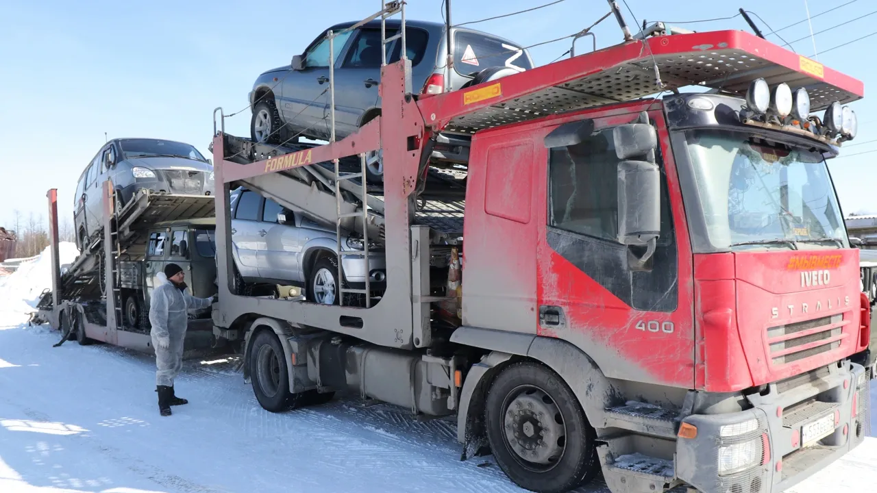 Из Пуровского района в зону СВО отправят 17 автомобилей для военнослужащих  | Север-Пресс