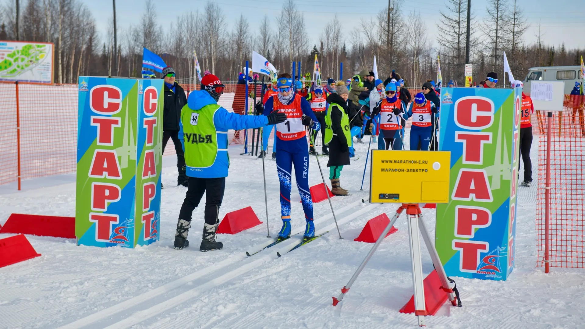 На дистанцию лыжники уйдут раздельным стартом. Фото: Андрей Ткачёв / «Ямал-Медиа»