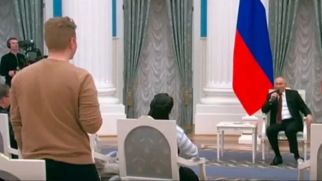 Путин встретился с молодыми профессионалами из регионов. Фото: скрин видео t.me/pool_89