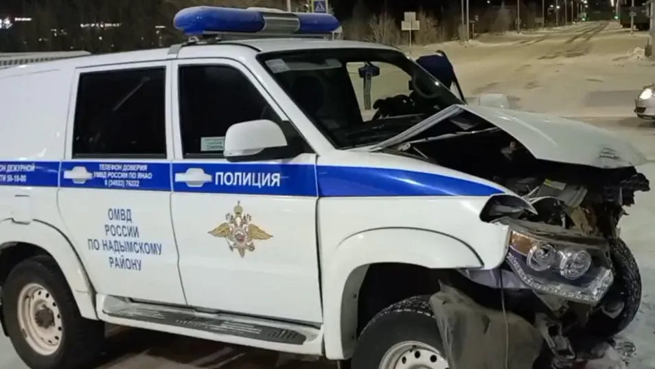 ДТП с полицейской машиной в Надыме 19 ноября: фото | Фото