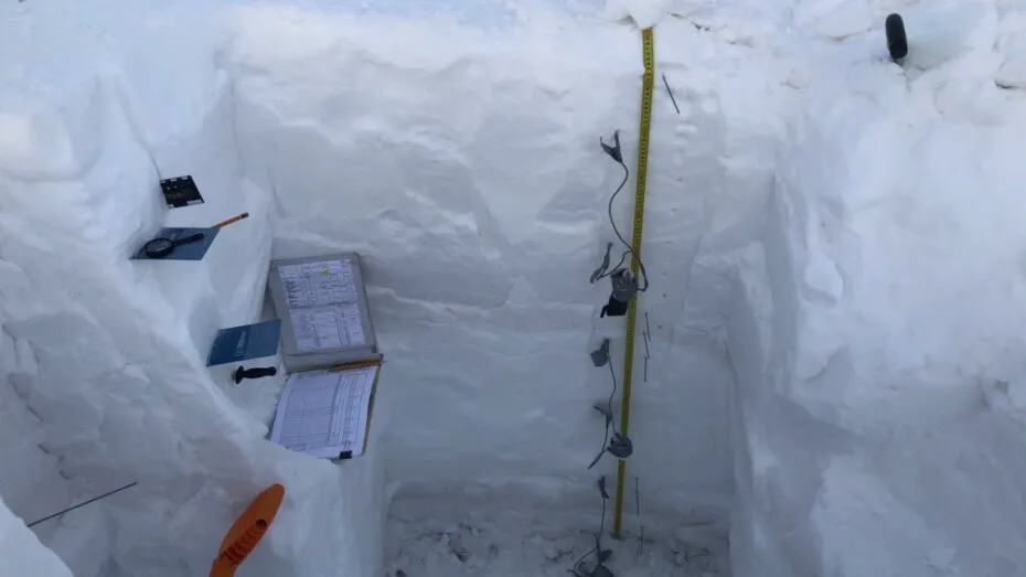 Фото экспедиции по изучению снежного покрова в Ямальском районе