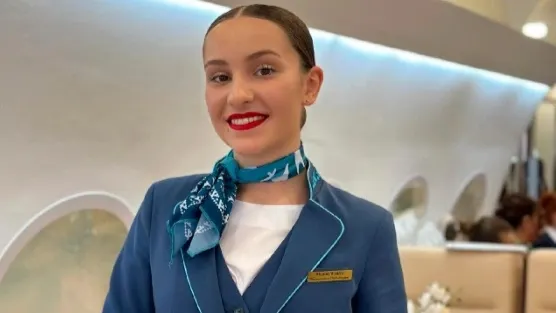 Мария Посадских работает в авиакомпании «Ямал». Фото: topstewardess.pro/final2023