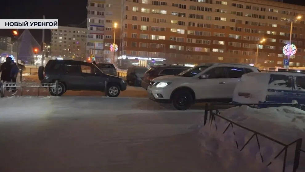 Фото с видео прямой линии губернатора ЯНАО
