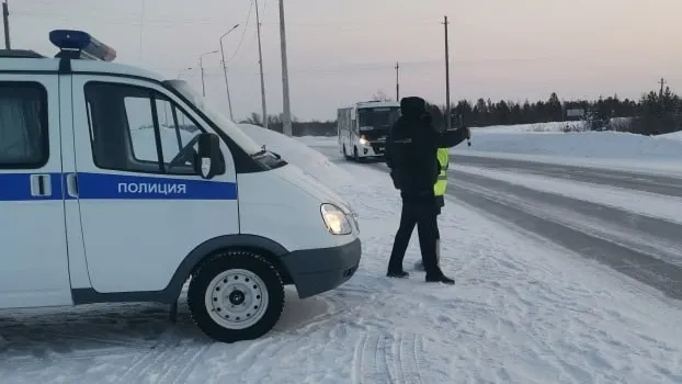 Грузовой и пассажирский транспорт попал в зону внимания инспекторов ГИБДД. https://t.me/gibdd89