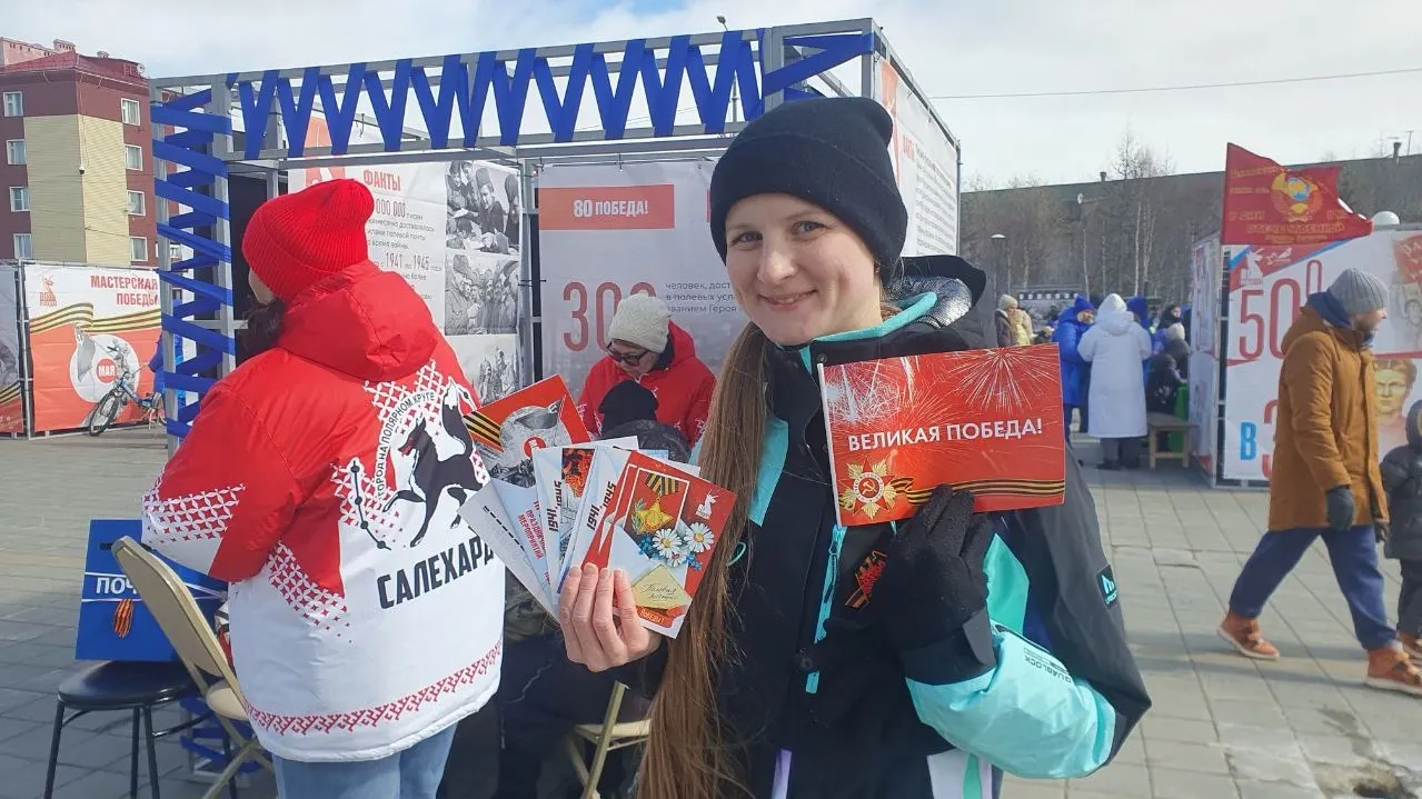 Мария Пухова участвует в акции «Полевая почта». Фото: Екатерина Пшенцова / «Север-Пресс»