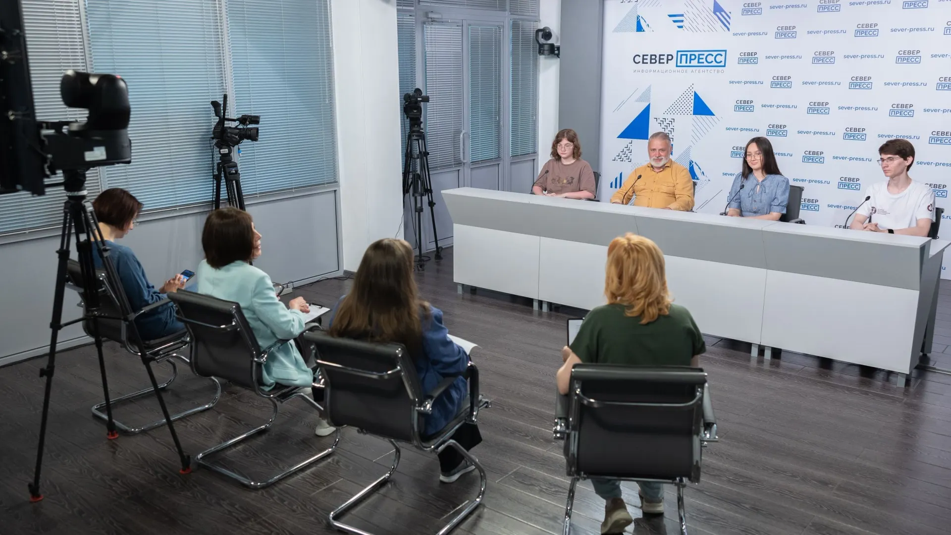 На нынешних раскопках свой вклад в исследования смогут внести студенты. Фото: Александр Чирва / «Ямал-Медиа»