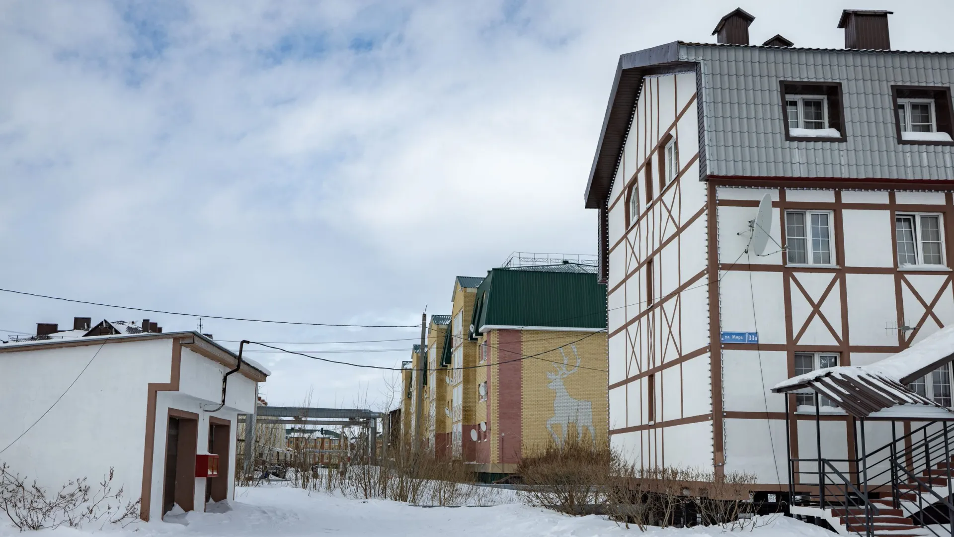 В Ямальском районе уже обновили 70% жилого фонда. Фото: Сергей Зубков / «Ямал-Медиа»