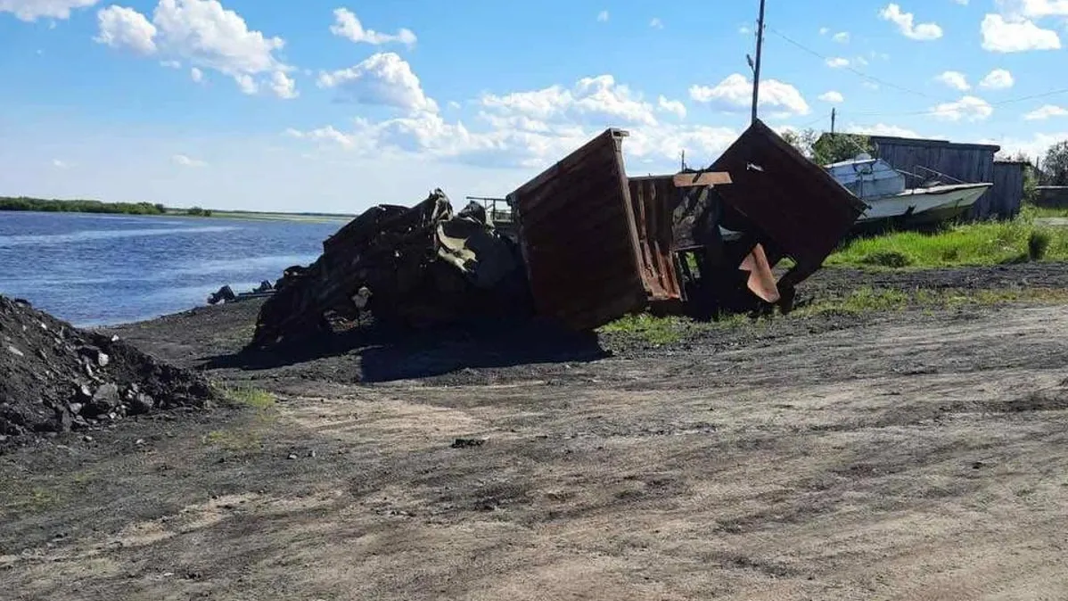 В селе Восяхово обнаружили свалку металлолома. Фото: t.me/prok_yanao