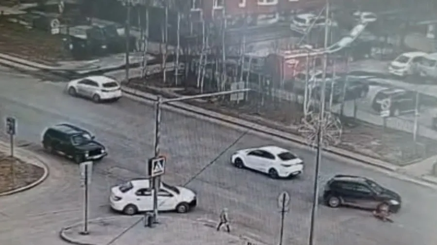 Фото: кадр из видео ОГИБДД по Новому Уренгою