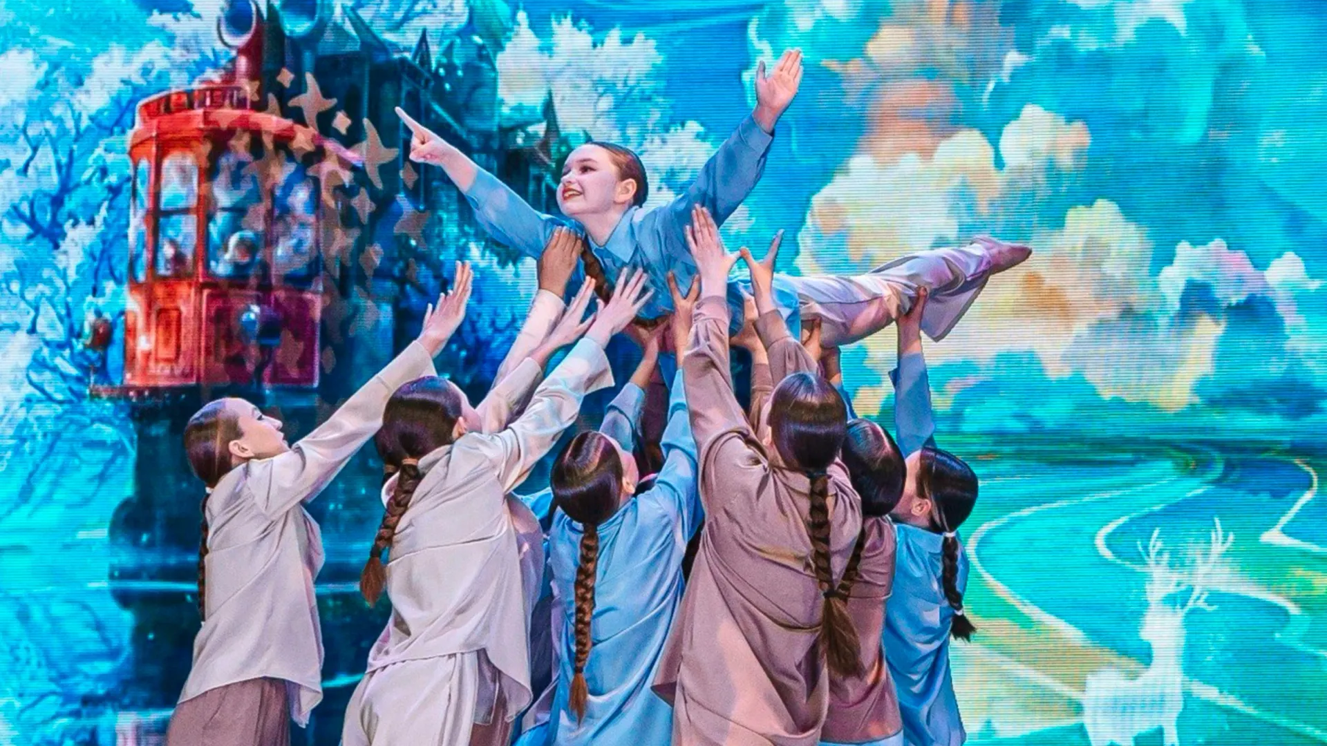 Фото из архива танцевального ансамбля «Мечта» предоставлено Ириной Емец