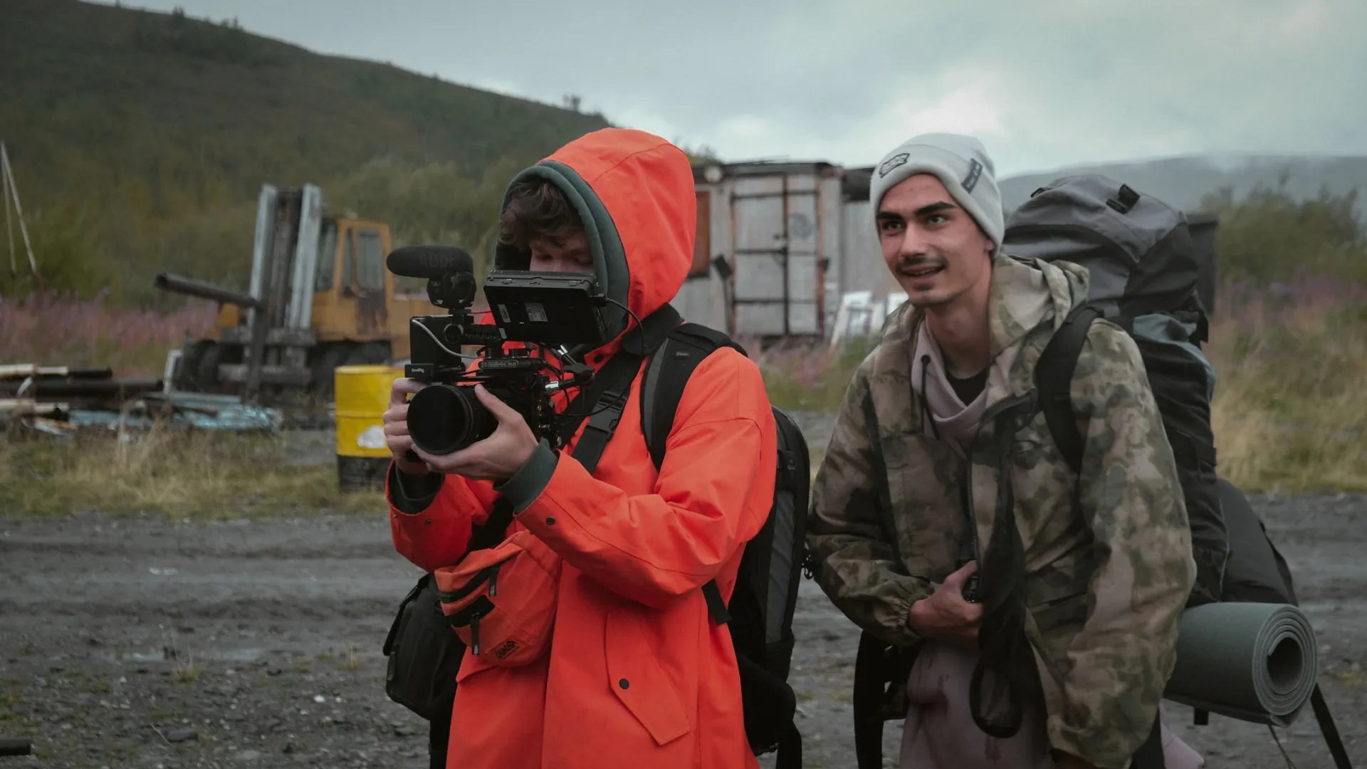 Фото волонтера «Зеленой Арктики» Игоря Хмырова. Александр Силкин — справа