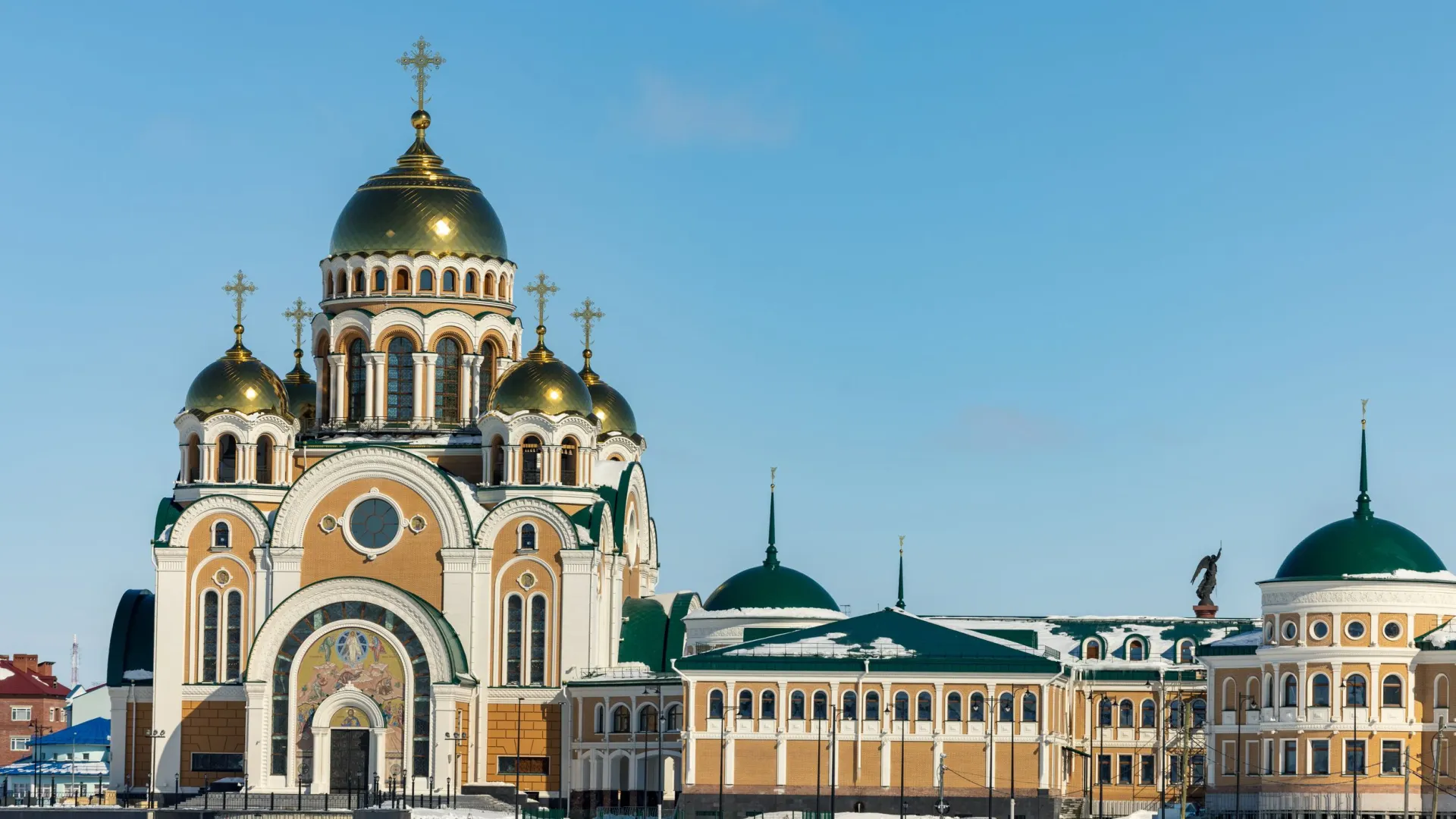 Гимназия при храме примет более 200 учеников. Фото: Сергей Зубков / «Ямал-Медиа»