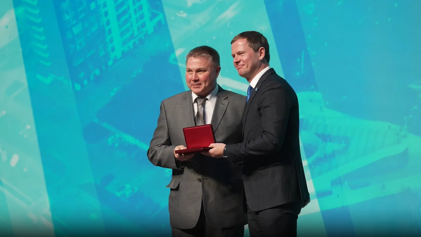 Кадр из видео со страницы t.me/fakelminifootball