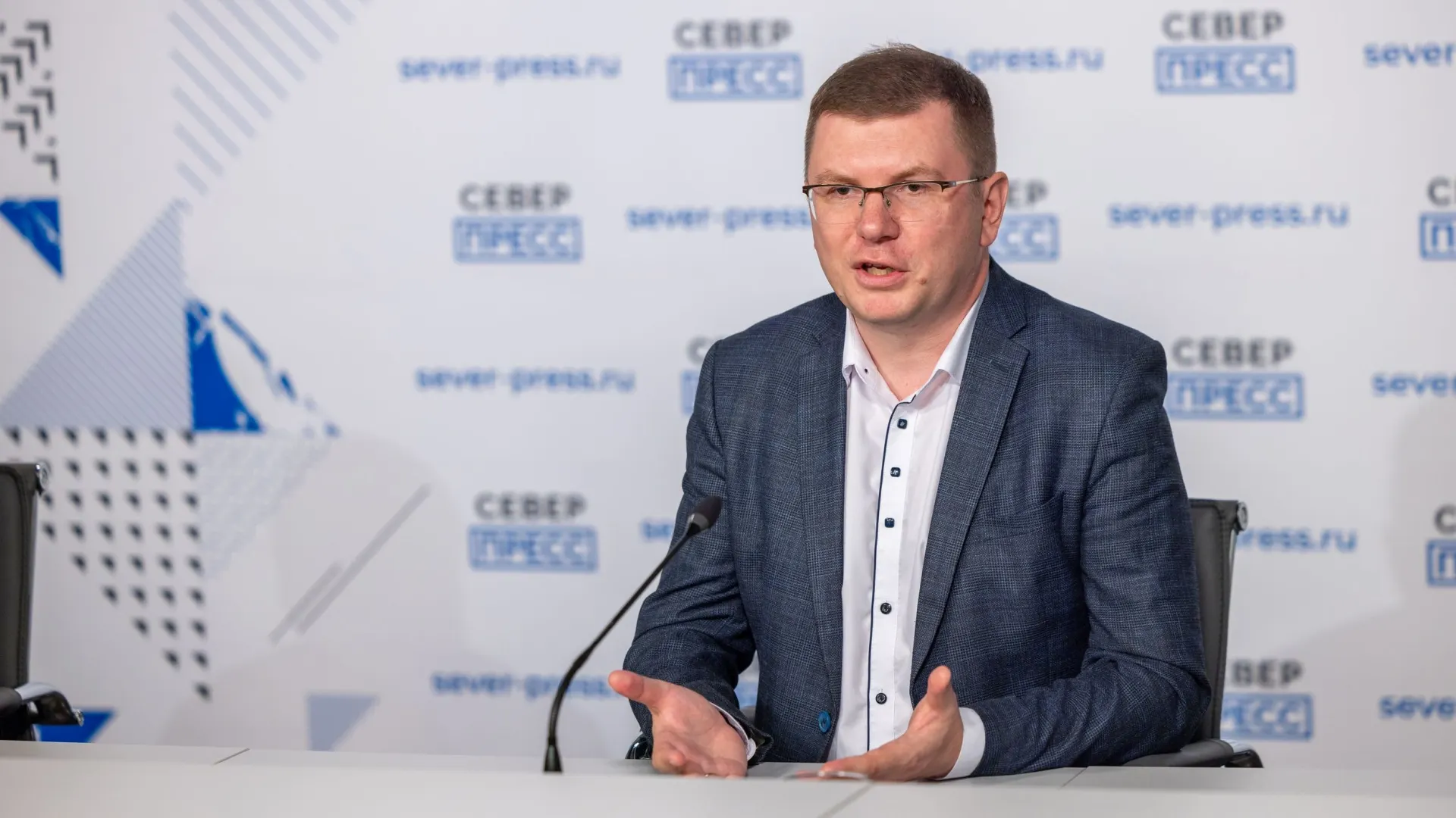 Роман Колесников подчеркнул, что экологическая обстановка в регионе улучшается. Фото: Федор Воронов / «Ямал-Медиа»