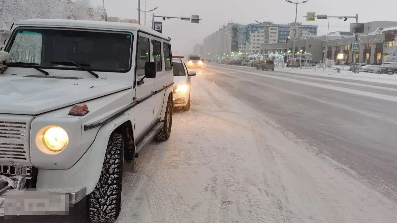 ДТП случилось на нерегулируемом пешеходном переходе. Фото предоставлено ОГИБДД Нового Уренгоя