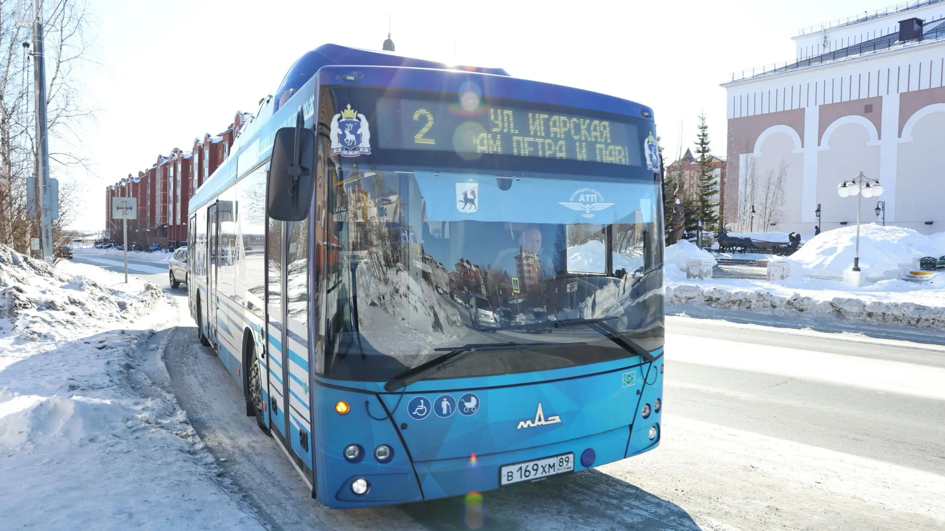 Теперь ямальцам будет сложнее решиться на безбилетный проезд. Фото: Андрей Ткачев / «Ямал-Медиа»
