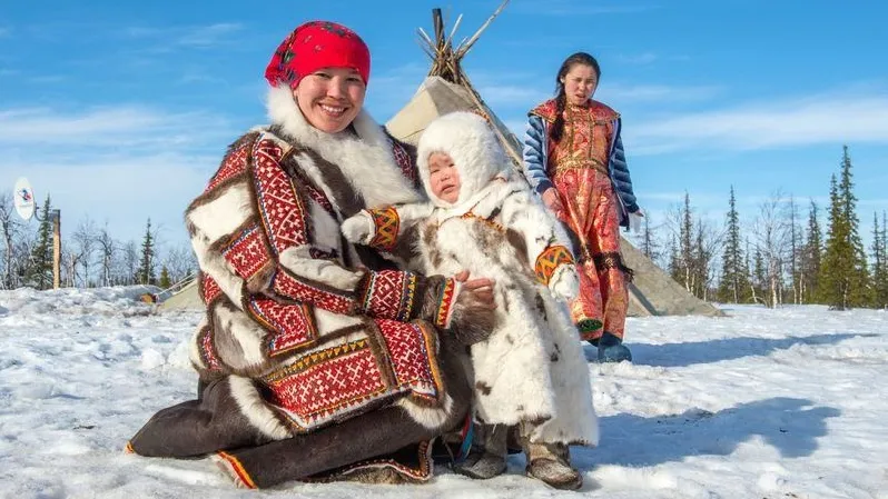 Ягушку украшают узорным орнаментом, который служит оберегом. Фото: Sergey Rusanov / Shutterstock / Fotodom