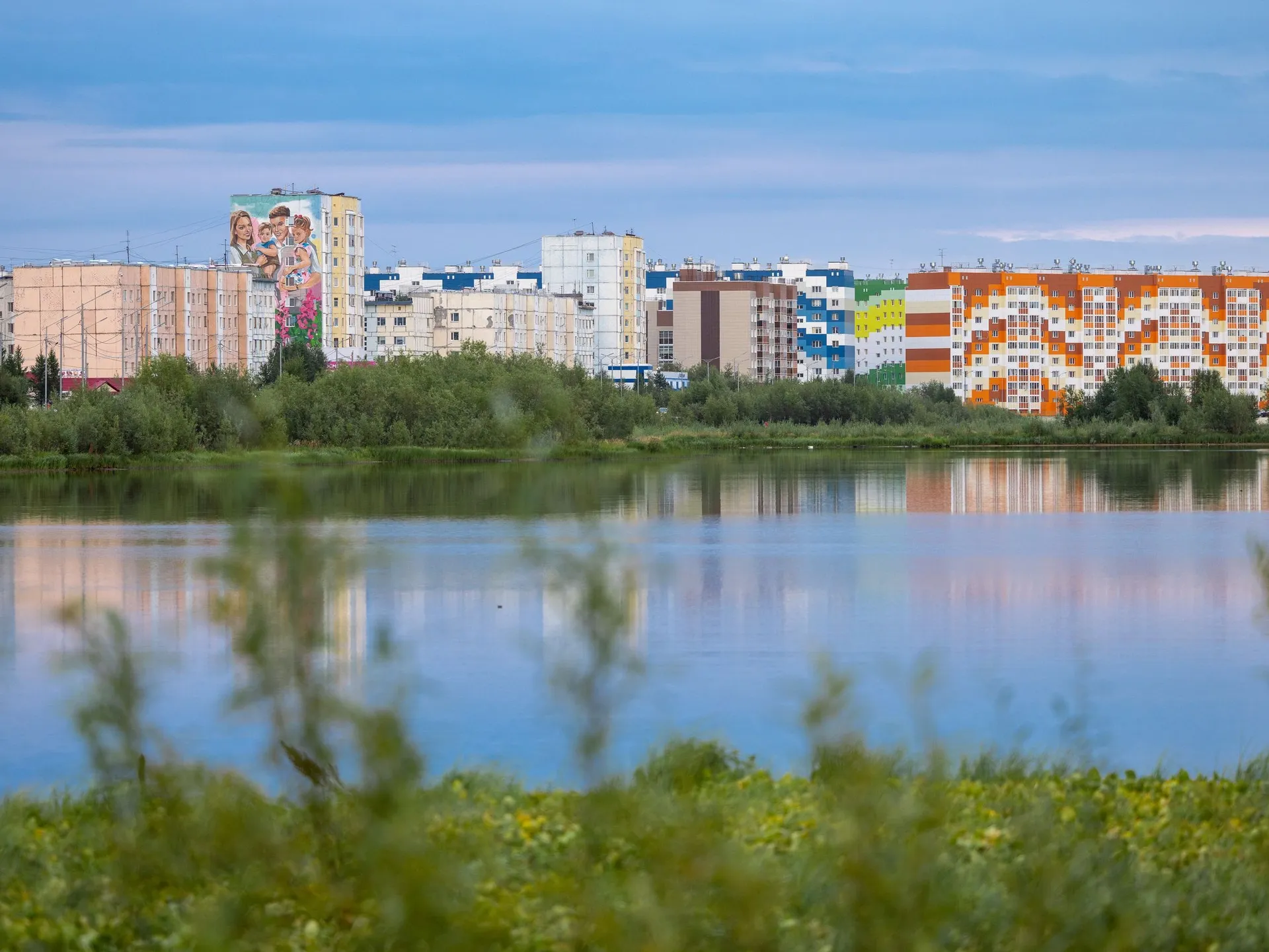 Место для фантазий. Инвесторы могут «разгуляться» на главном пустыре Надыма  в центре города | Север-Пресс